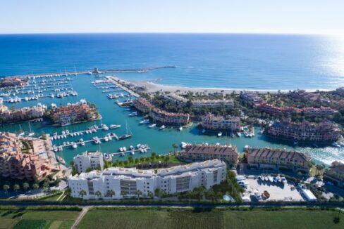 A1_Pier_apartments_Sotogrande_aerial_Mz-2019-oex7220haso165sevyn83k8g0lq1kup4o03j3cw7fk